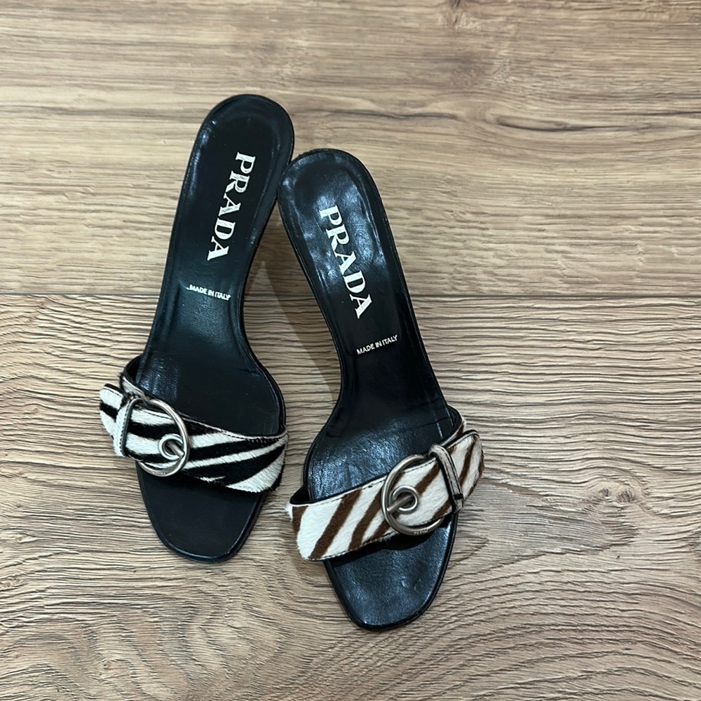 Black & Brown animal print Prada Kitten Heels size 37.5 FAIR CONDITION